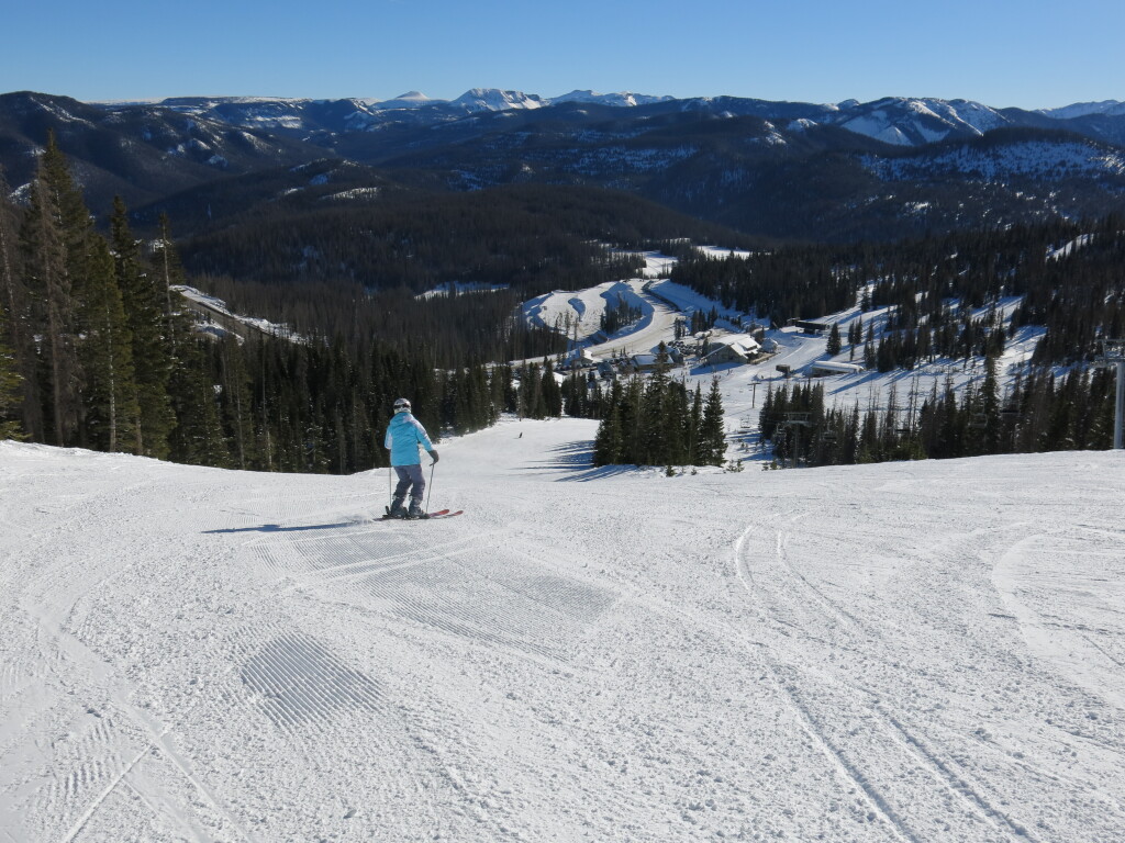 Wolf Creek groomer, January 2015