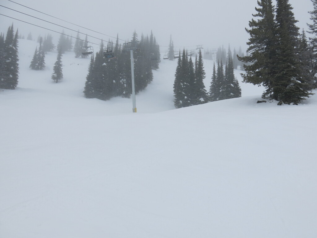 Short but fun Alpine Meadows chair at Silver Star, February 2017