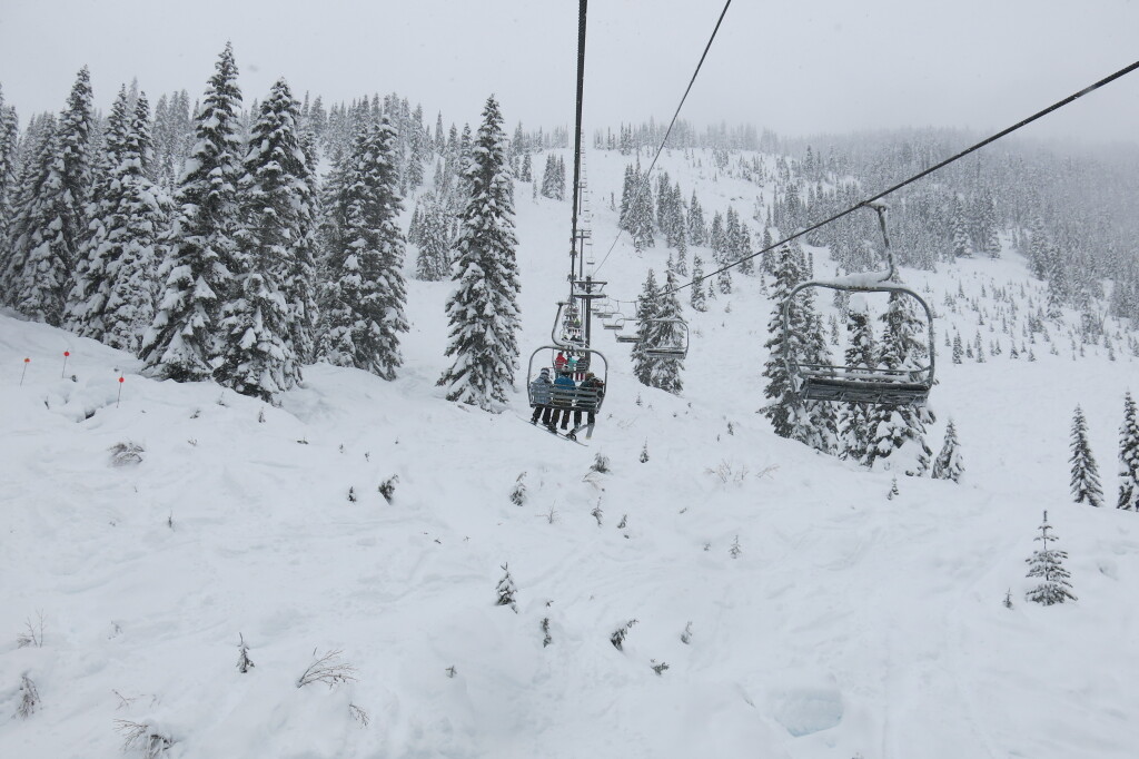 Southern Cross chair at Stevens Pass, December 2017