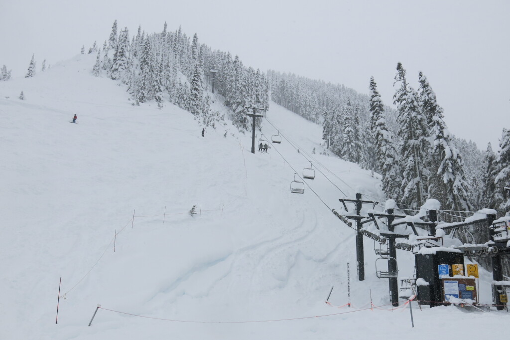 Double Diamond chair at Stevens Pass, December 2017