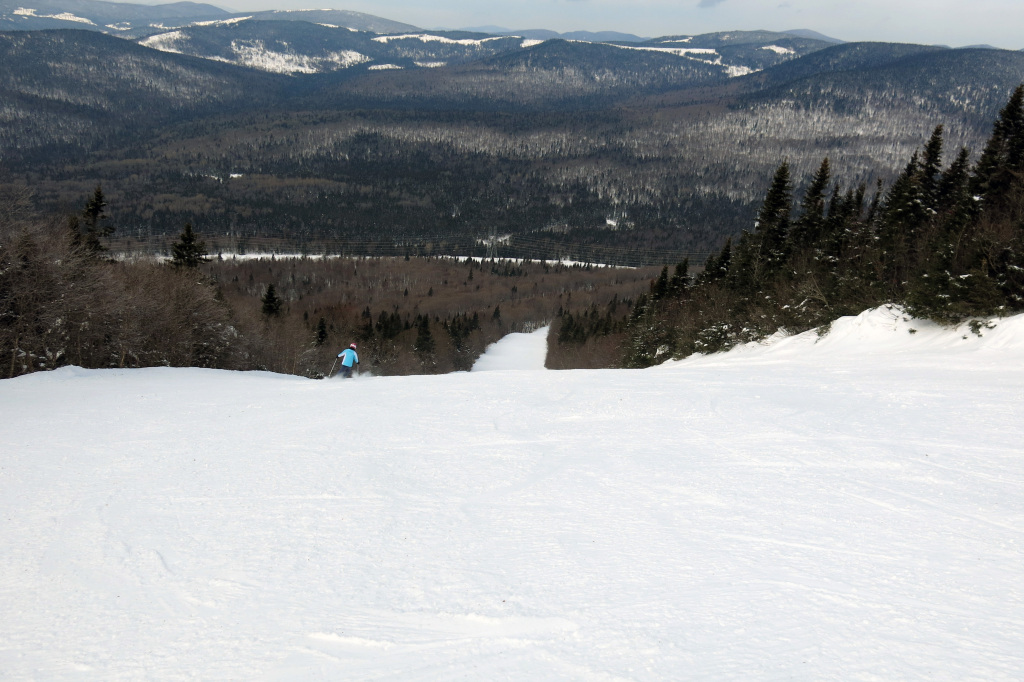 North Side groomer at Monte-Sainte-Anne, Quebec, February 2018
