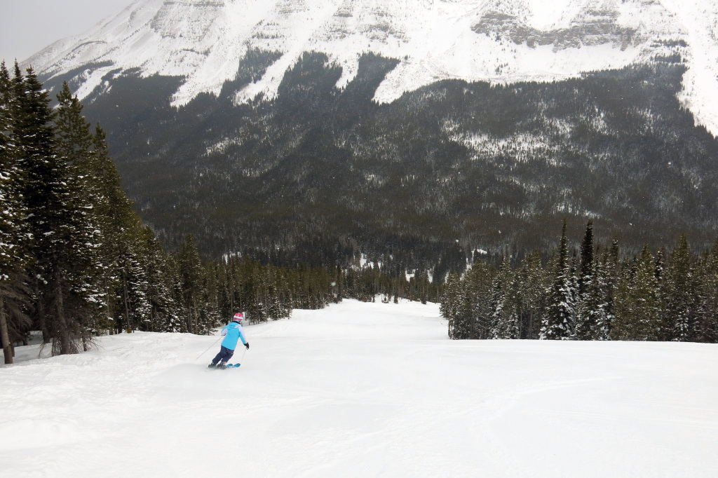 Huckleberry Chair groomer at Castle Mountain, March 2018