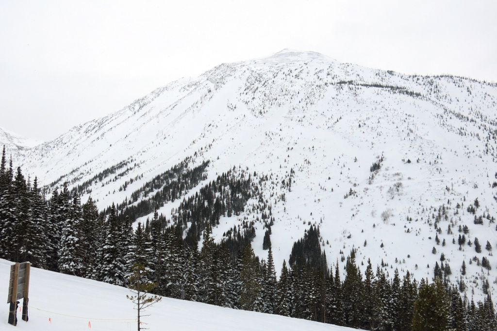 Chutes at Castle Mountain, March 2018