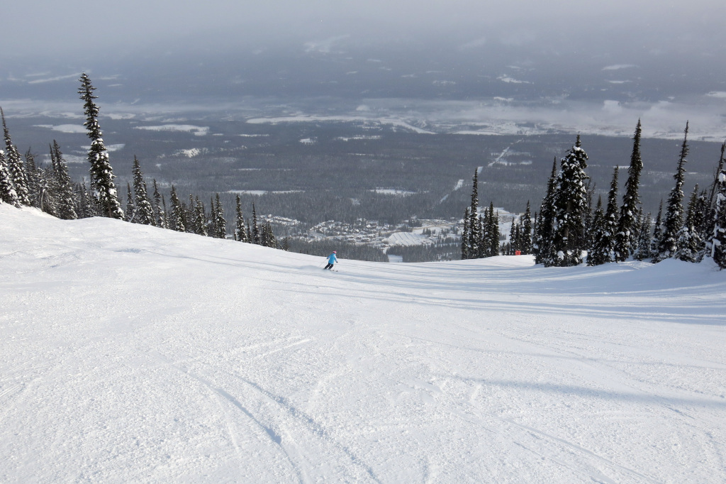 Lower mountain groomer at Kicking Horse, February 2018