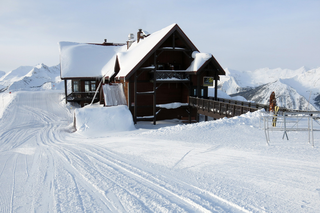 Eagle's Eye restaurant at Kicking Horse, February 2018