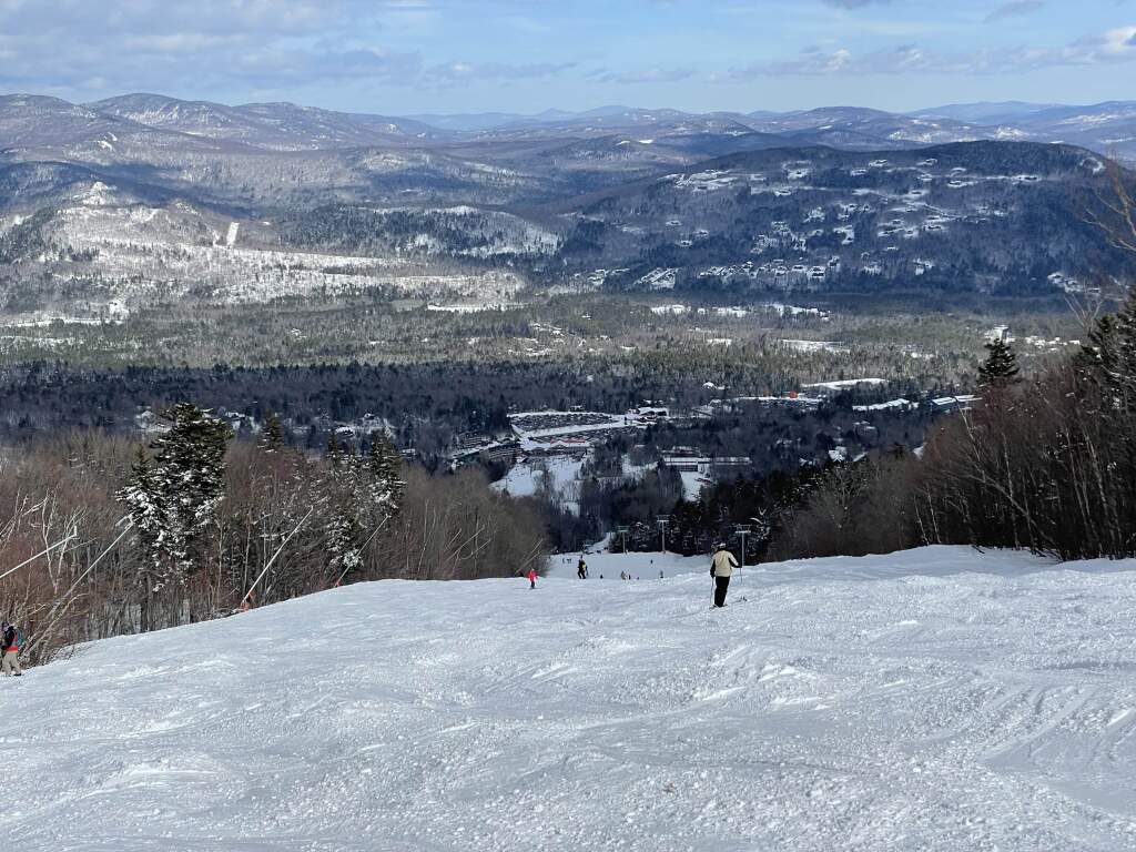 Typical Sunday River skiing on "American Express", March 2023