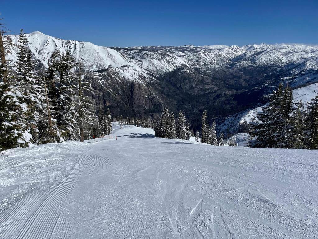 Bluebird day at Bear Valley, April 2024