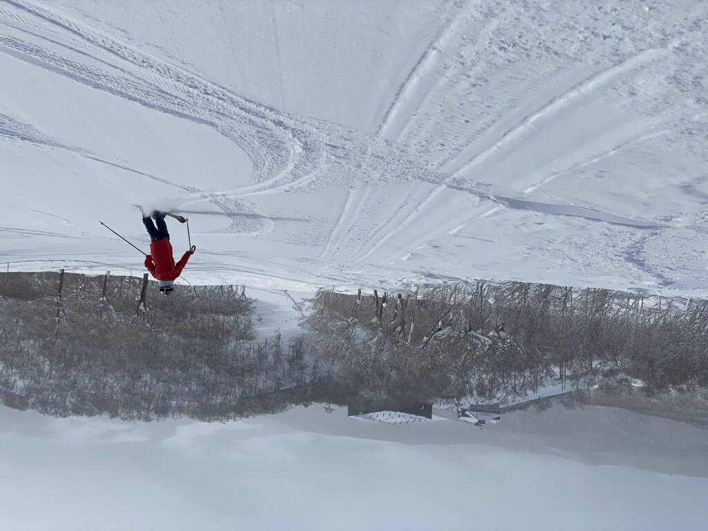 Gentle groomer at Hirafu Niseko, February 2025