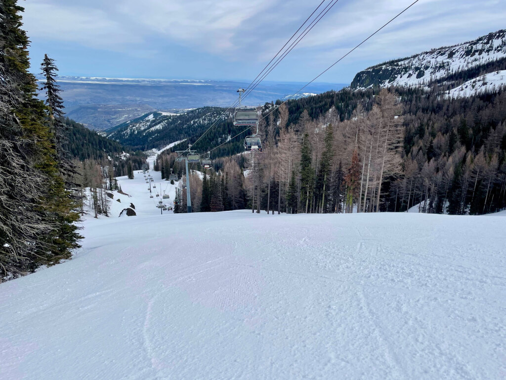 Lip Lip under the Wenatchee Express at Mission Ridge, March 2025