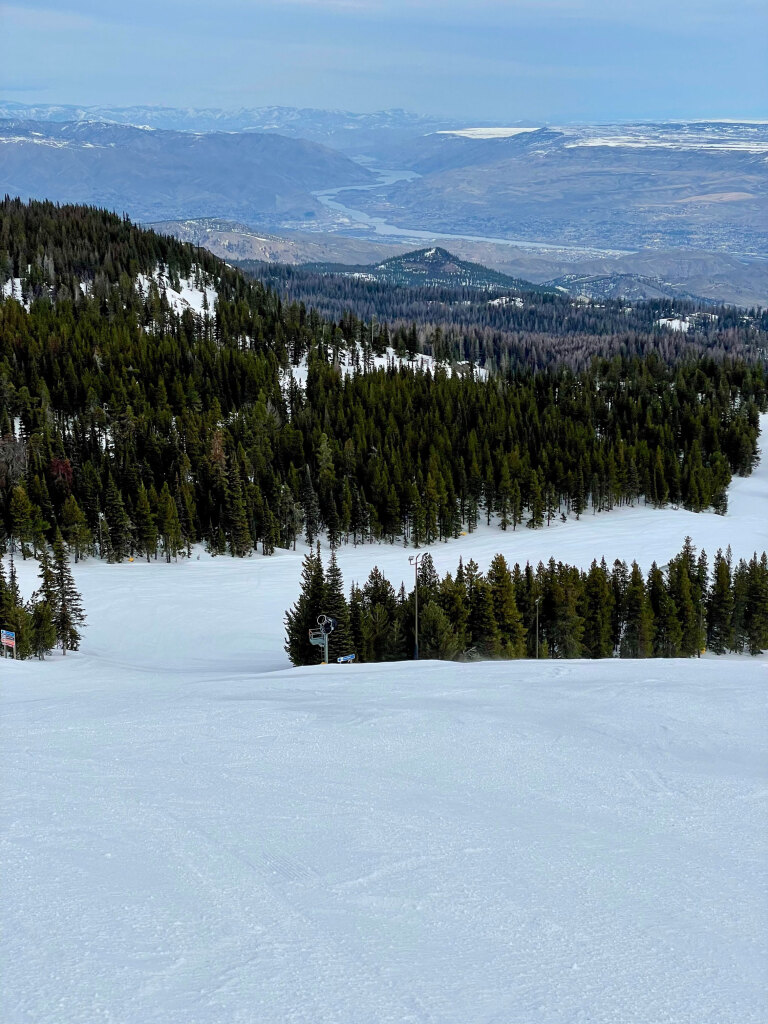 Columbia River view from Mission Ridge, March 2025