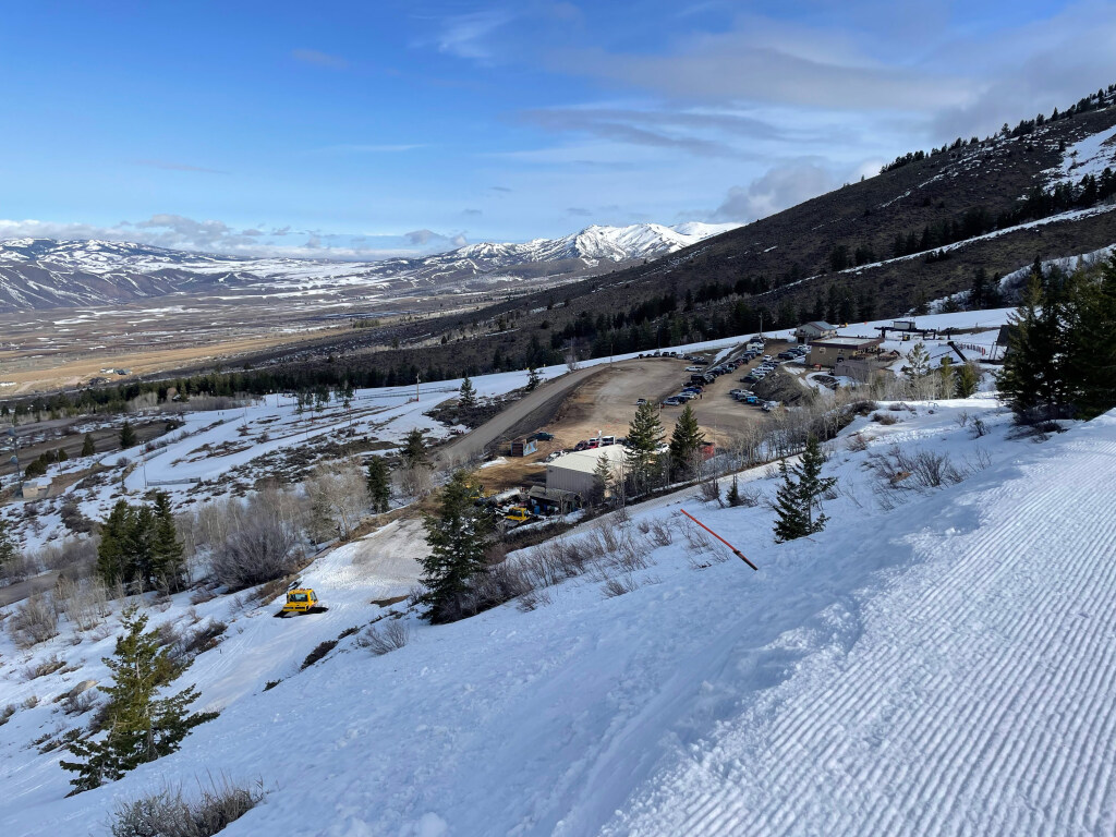 Parking lot and lodge at Pebble Creek - March 2025